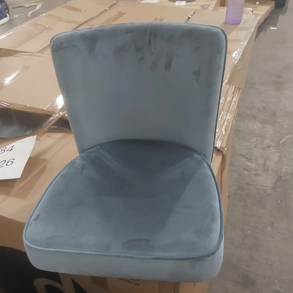 BOXED DANETTI SERENA LIGHT BLUE VELVET BAR STOOL