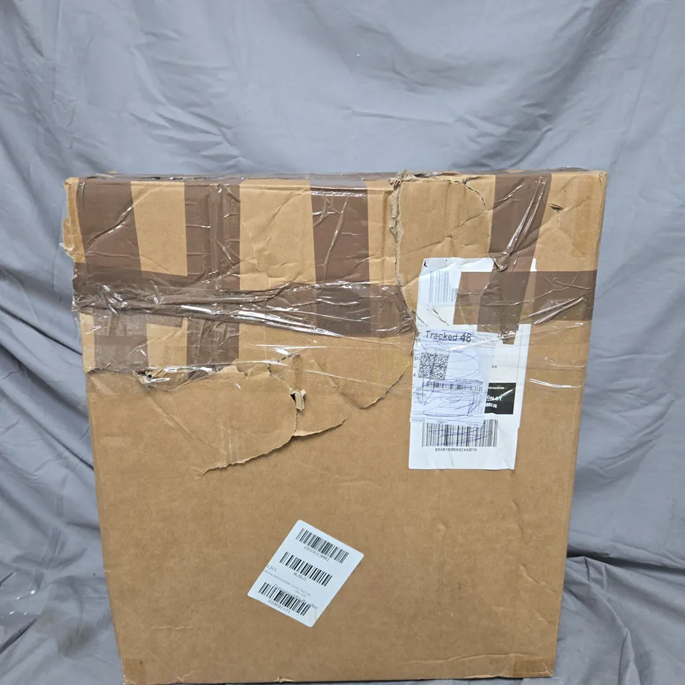 DISNEY PIXAR CARS CARRERA SPEED ARENA 