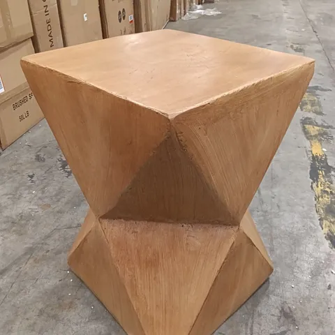 BOXED FATIVO SIDE TABLE (1 BOX)