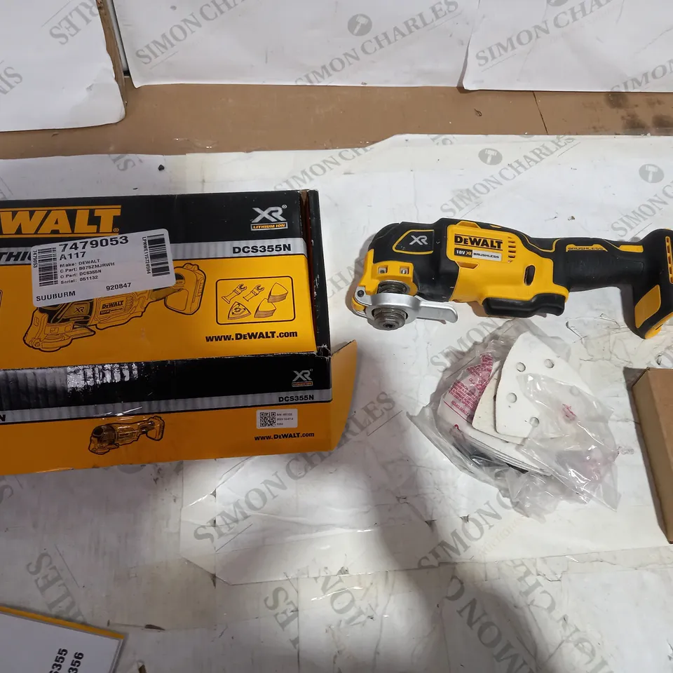 DEALT 18V LITHIUM ION 