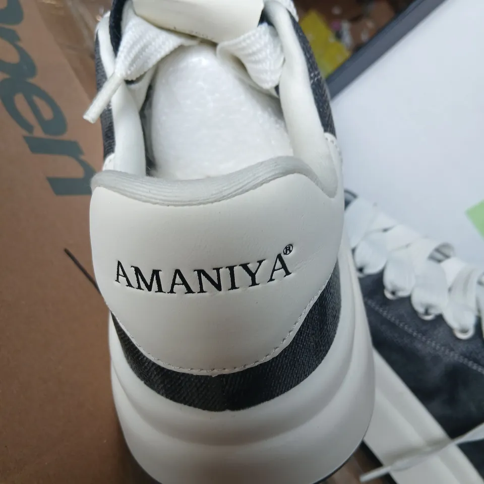 AMANIYA Denim Platform Sneakers – White Rubber Sole, L-2507 (275/45 (2.5))