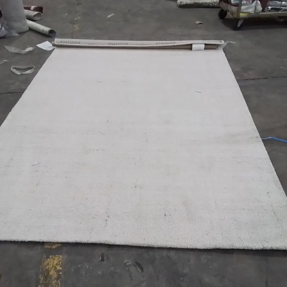 QUALITY DESIGNER AREA RUG - APPROXIMATELY 274X183CM