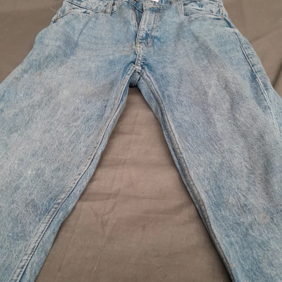 ZARA LIGHT DENIM JEANS - EUR 40