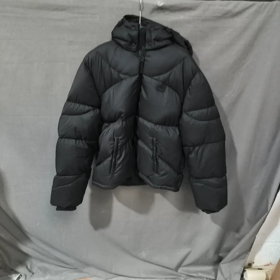 KITH MATTE STRETCH TAFETTA COREY PUFFER JACKET - BLACK, SIZE S