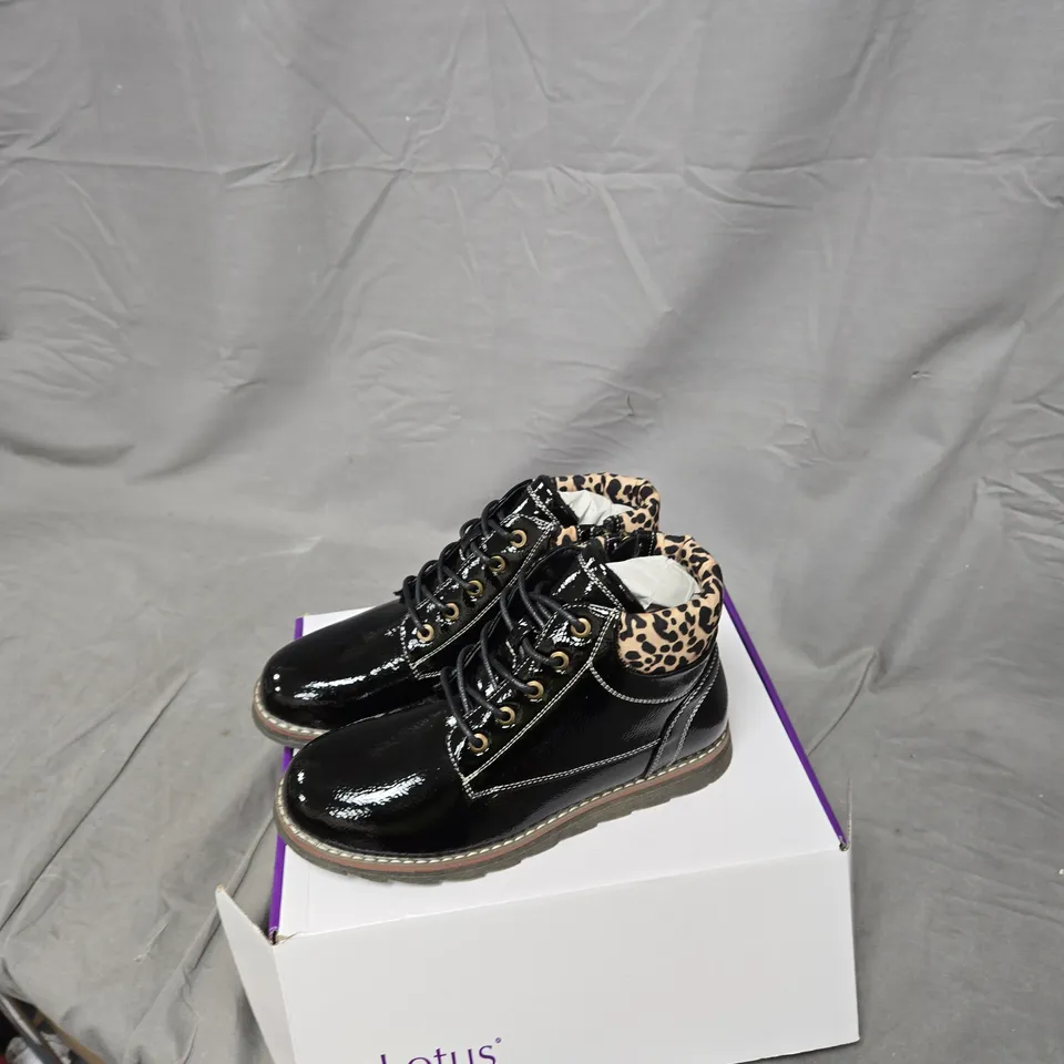 UK 5 LOTUS LEXIS ULB333 BLACK PATENT ANKLE BOOTS – LEOPARD PRINT LINING
