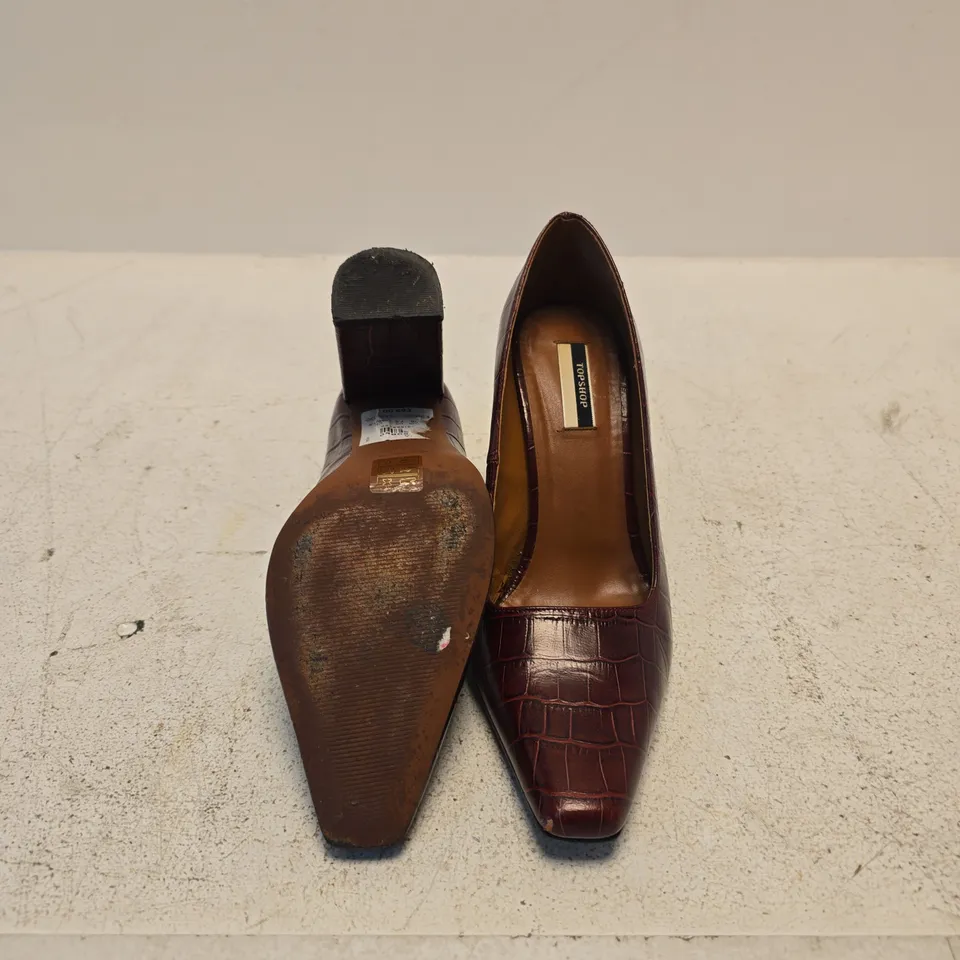 TOPSHOP WOMEN'S COURT SHOE – BURGUNDY CROC-EFFECT, EU 38