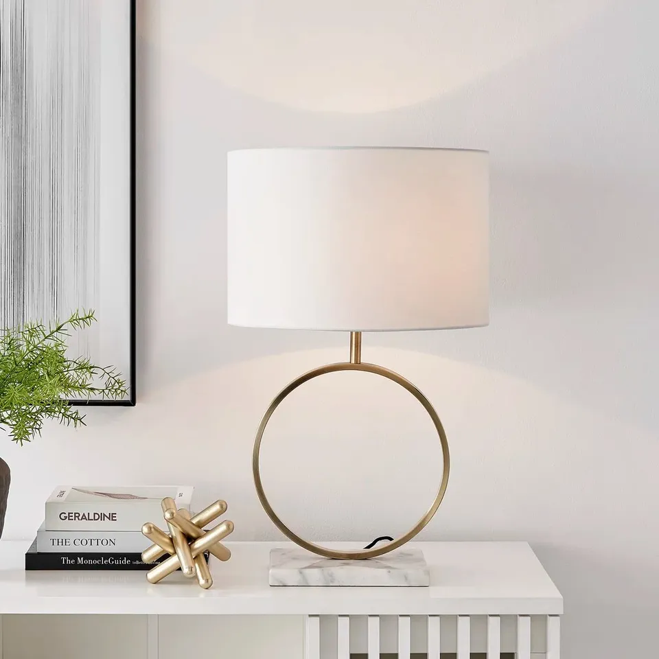 BOXEDANDRIN GOLD & WHITE SHADE METAL HALO MARBLE EFFECT STAND TABLE LAMP (1 BOX)
