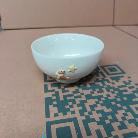APPROXIMATELY 36 GISELA GRAHAM CERAMIC BOWLS WITH TEDDY BEAR AND STAR DESIGN