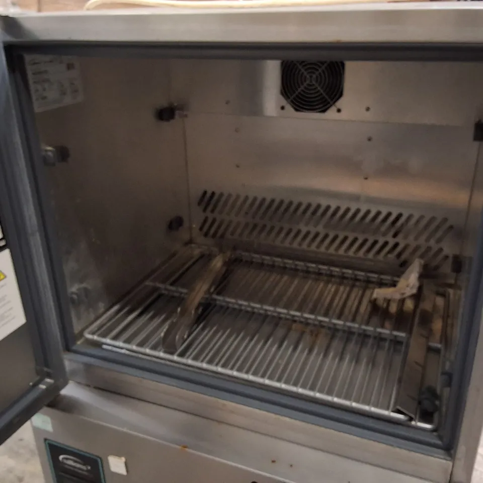 WILLIAMS H5UC HC R2 COMMERCIAL UNDERCOUNTER REFRIGERATOR