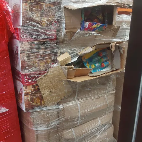PALLET CONTAINING A VERY LARGE QUANTITY OF ASSORTED ITEMS INCLUDING: CHRISTMAS LIGHT UP PARCELS, BUBBLE KIDZ BUBBLE TUBS ECT