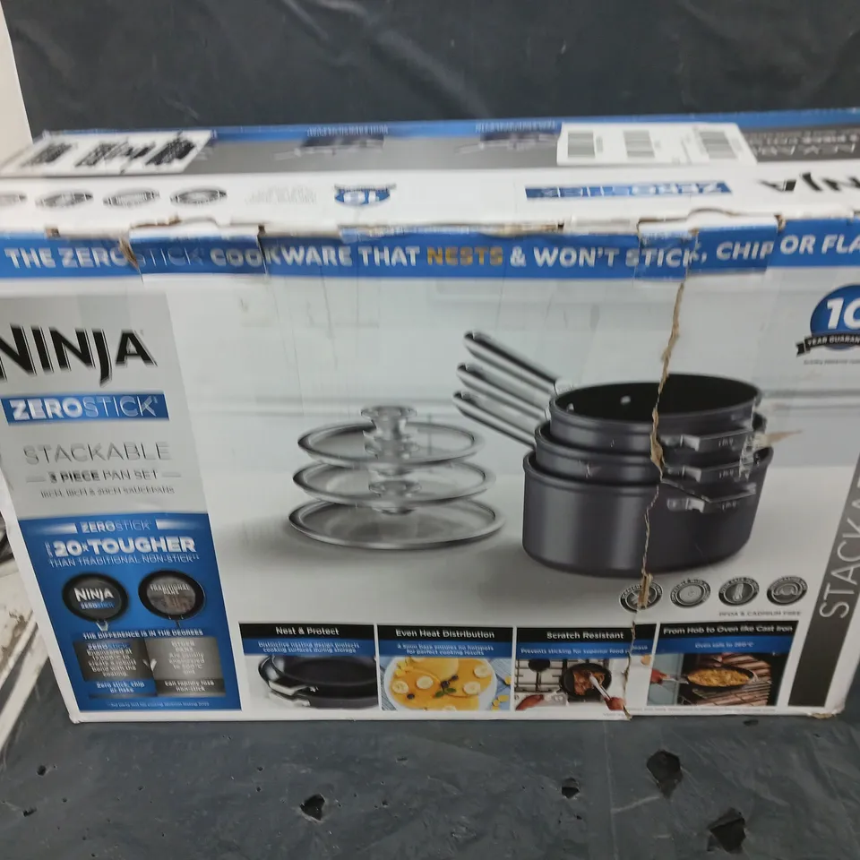 NINJA ZEROSTICK STACKABLE 3 PIECE PAN SET 