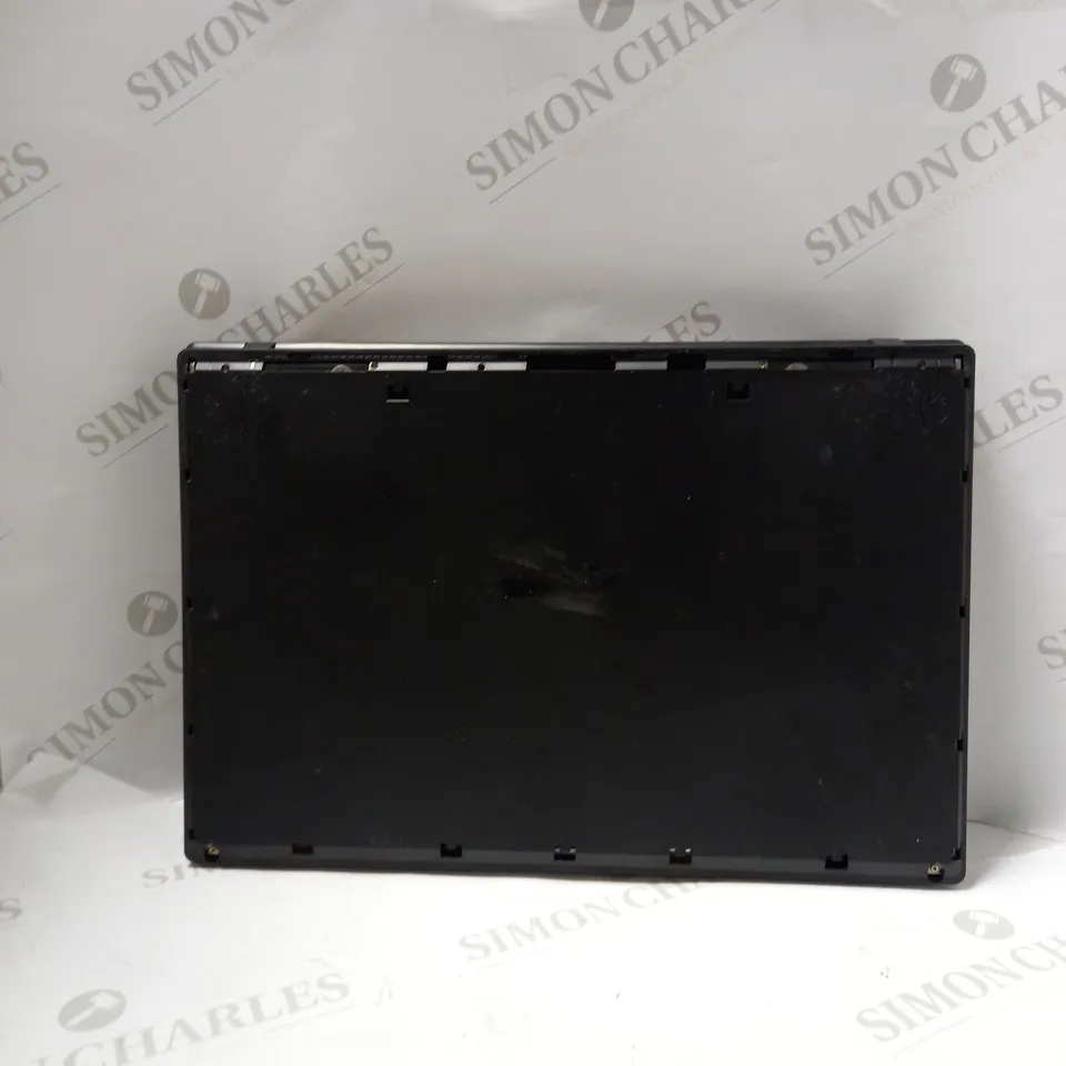 CLEVO CO W76OC LAPTOP IN BLACK 