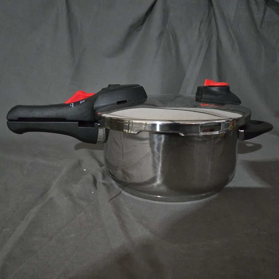 STAINLESS STEEL PRESSURE COOKER