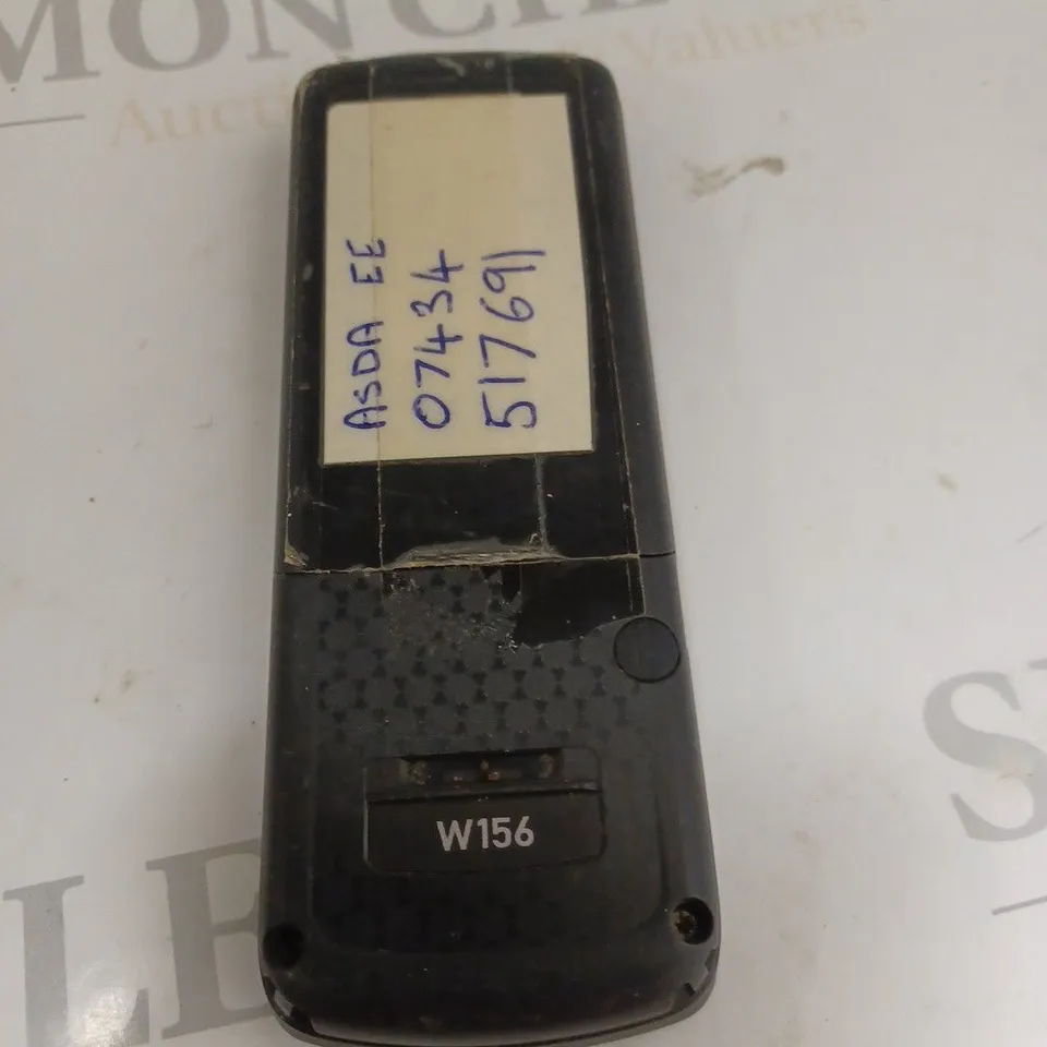 MOTOROLA W156 MOBILE PHONE