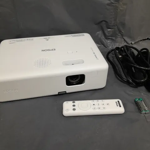 EPSON MUTIMEDIA PROJECTOR CO-W01