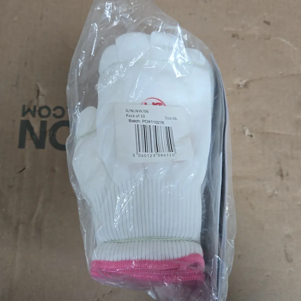 APPROXIMATELY 360 PAIRS OF UCI KNITTED NYLON LOW-LINTING WHITE GLOVES (G/NLNW/06)