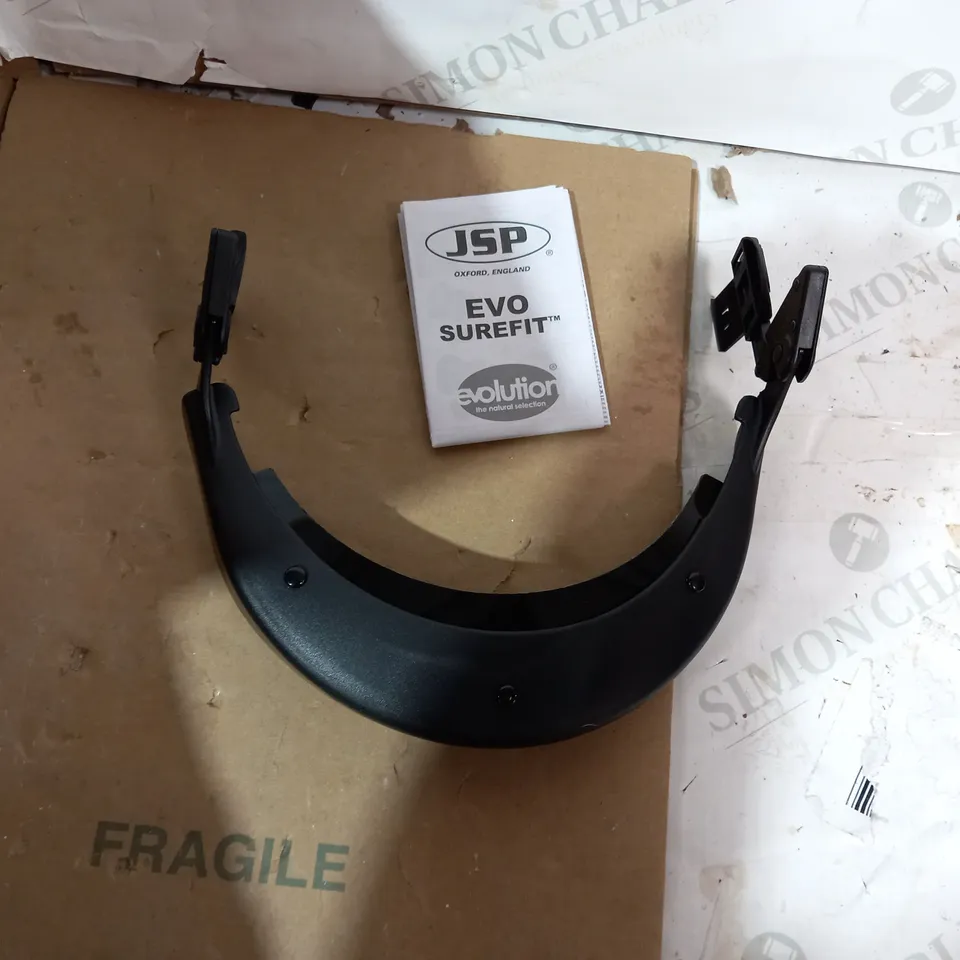 BOX OF APPROXIMATELY 15 ASSORTED BRAND NEW JSP EVO SUREFIT VISOR PARTS