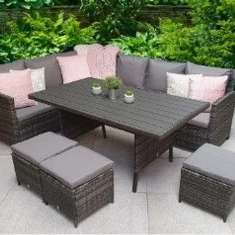 BRAND NEW BOXED CHARLOTTE HDPE WOOD EFFECT CORNER DINING SET(2 BOXES)