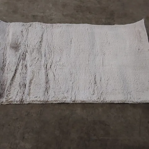 BRAND NEW BAGGED PACO HOME TIPPED RUG - 150 x 80cm