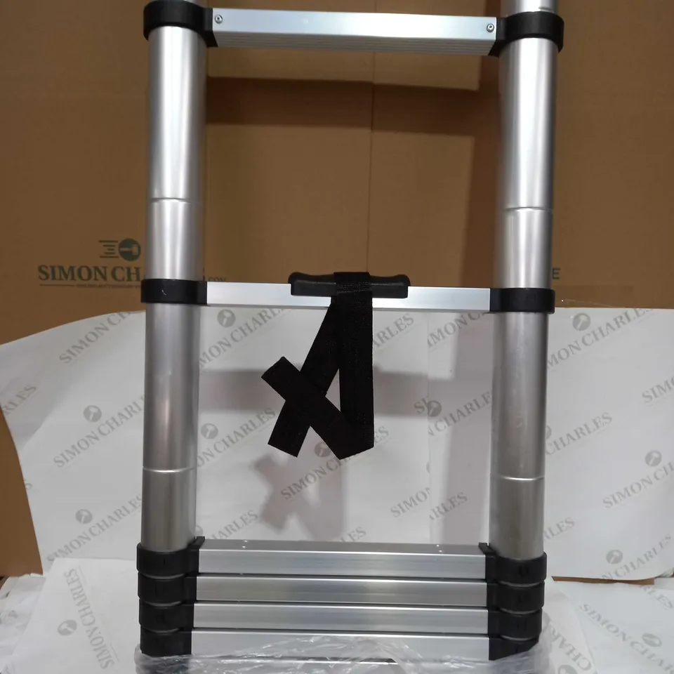 ACROHOME 2.9M TELESCOPIC LADDER 