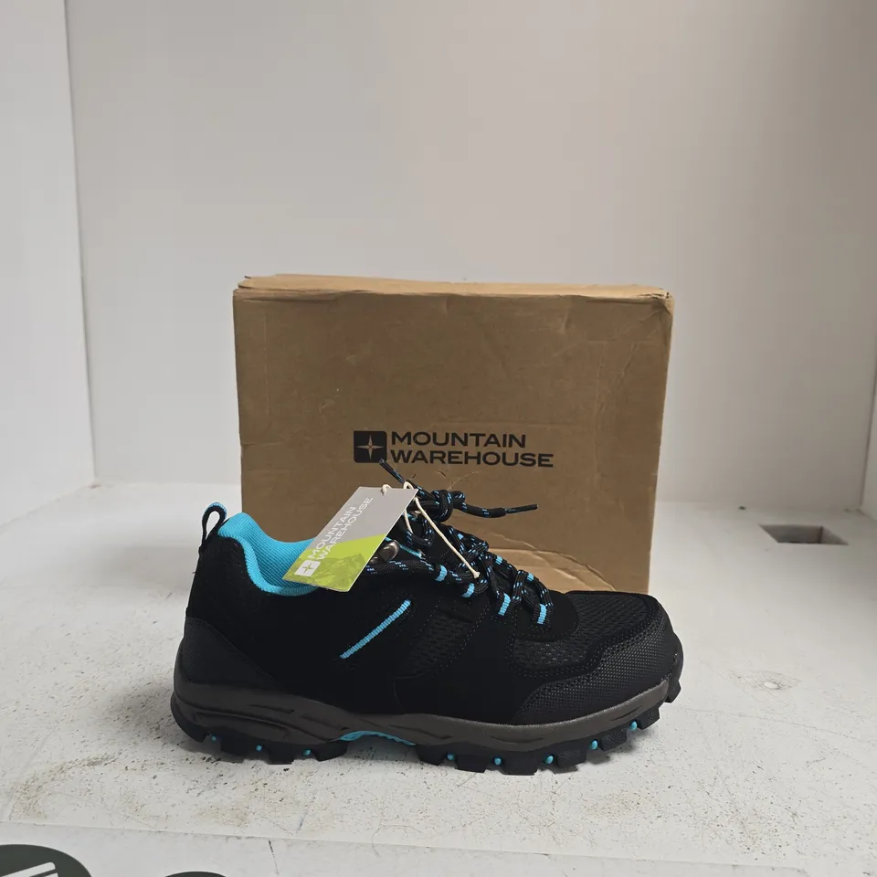 MOUNTAIN WAREHOUSE MCLEOD WOMEN'S WIDE-FIT WALKING SHOES – CHARCOAL, UK 6 (EU 39)