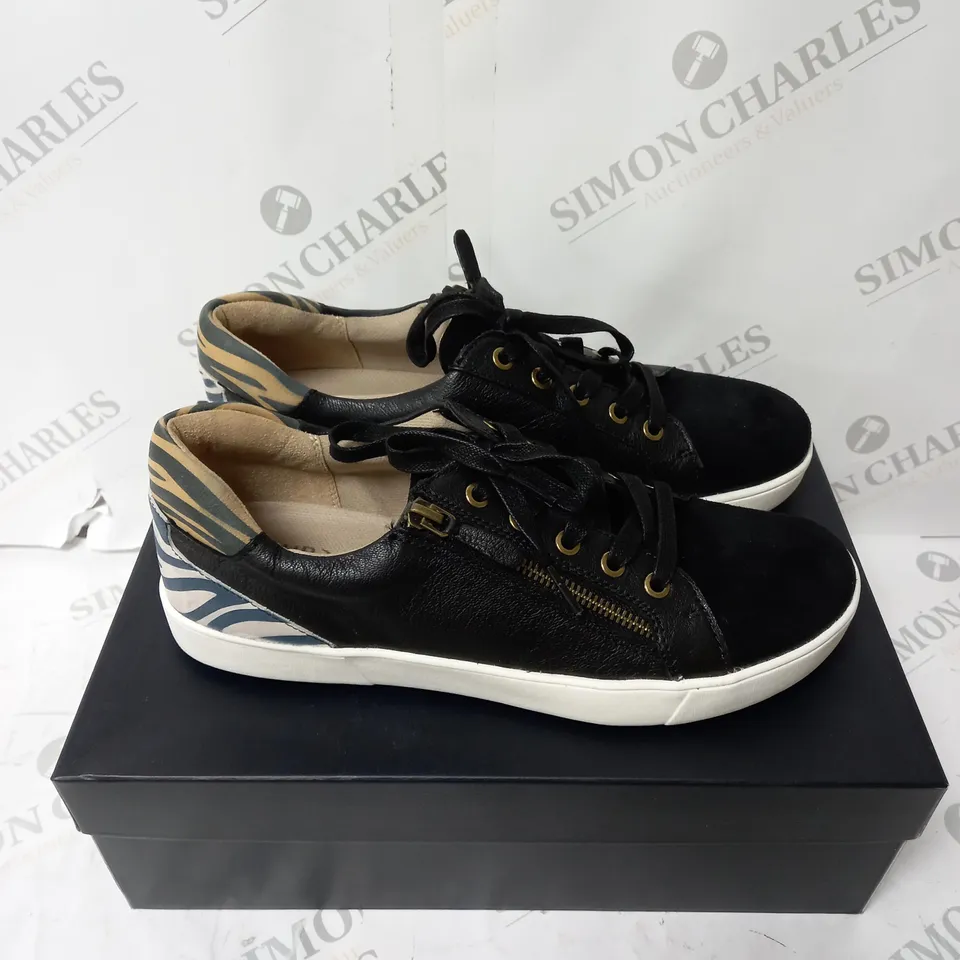 BOXED NATURA MACAYLA ZEBRA PRINT TRAINER - SIZE 6.5