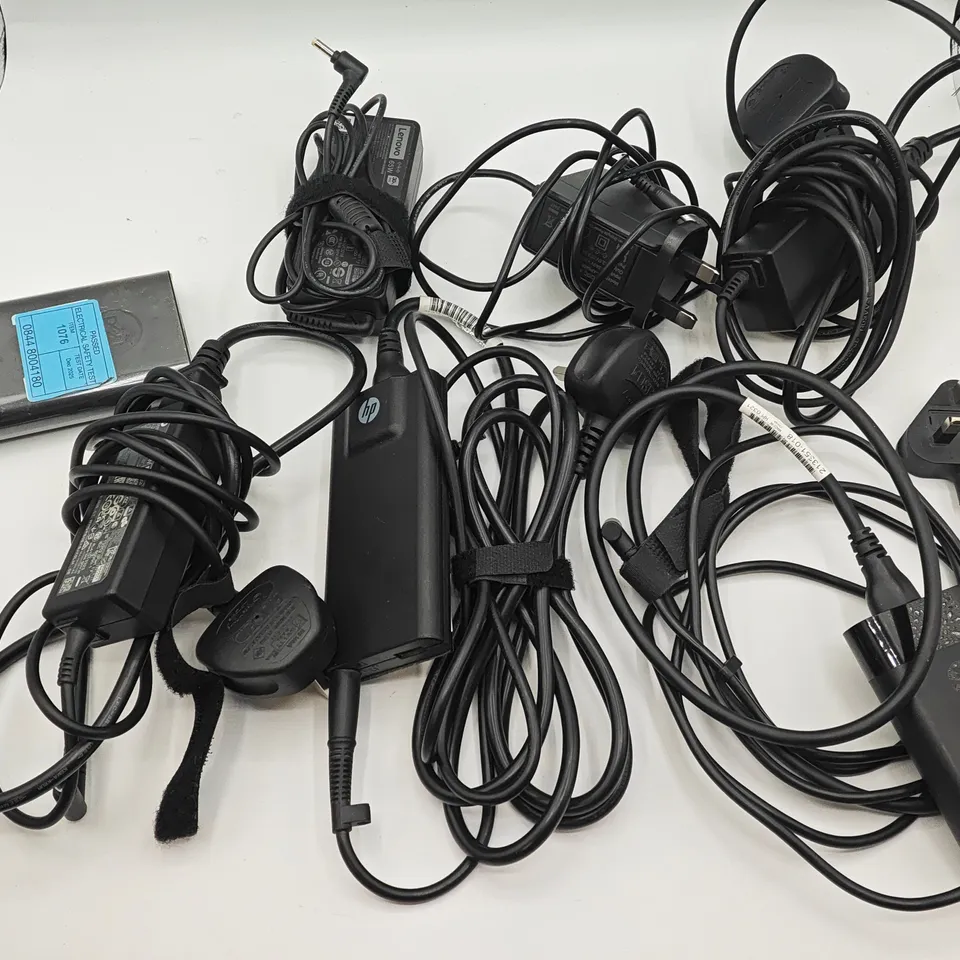 LOT OF ASSORTED POWER SUPPLIES TO INCLUDE HP & LENOVO 65W AND MICROSOFT AC ADAPTER