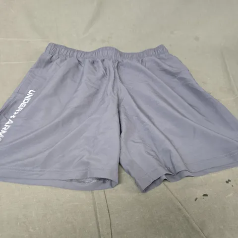 UNDER ARMOUR GREY ATHLETIC SHORTS - SIZE L