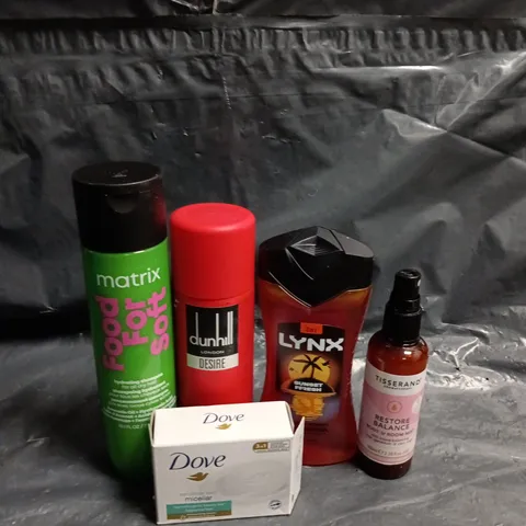 APPROXIMATEY 20 ASSORTED HEALTH AND BEAUTY PRODUCTS TO INCLUDE - DUNHILL DESIRE BODY SPRAY - LYNX SHOWER GEL AND DOVE SENSITIVE SKIN MICELLAR BAR