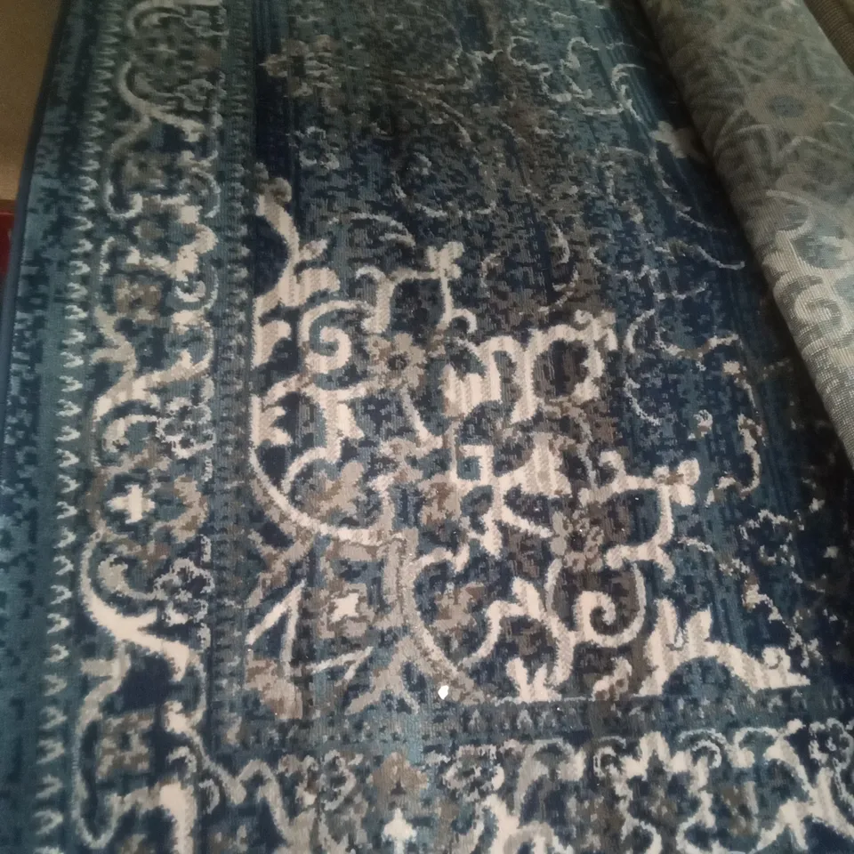 AMBA BLUE RUG 160X220CM
