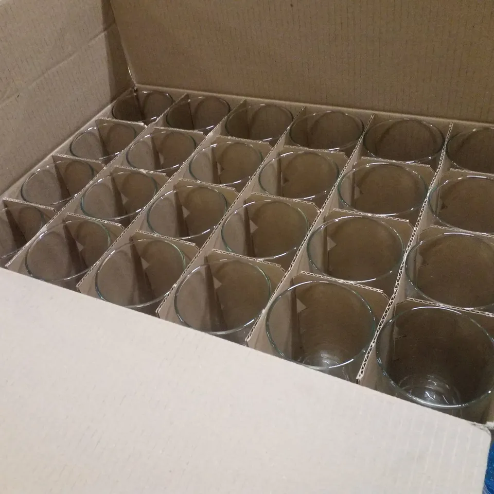 BOX CONTAINING 48 BRAND NEW ARCOROC 20OZ PREMIER TUMBLERS