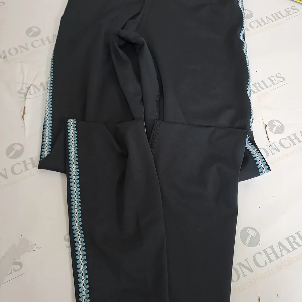 NIKE BLACK LEGGINGS SIZE S