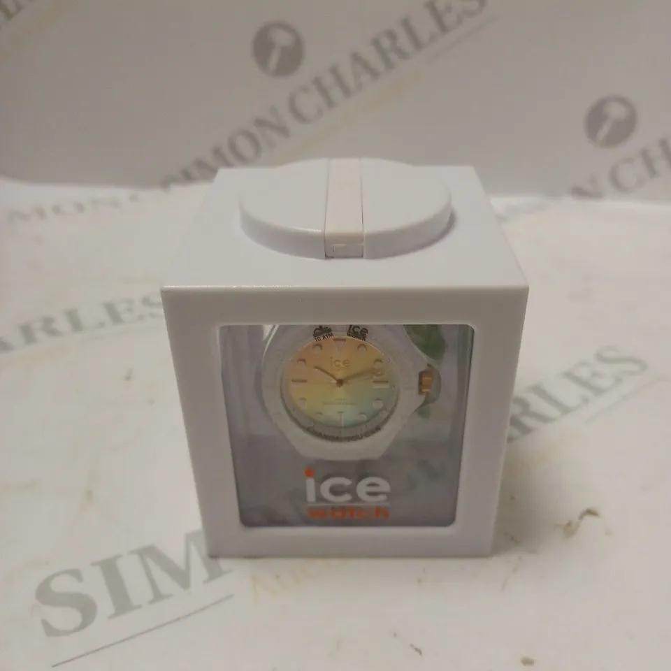 ICE WATCH WHITE BOXED 