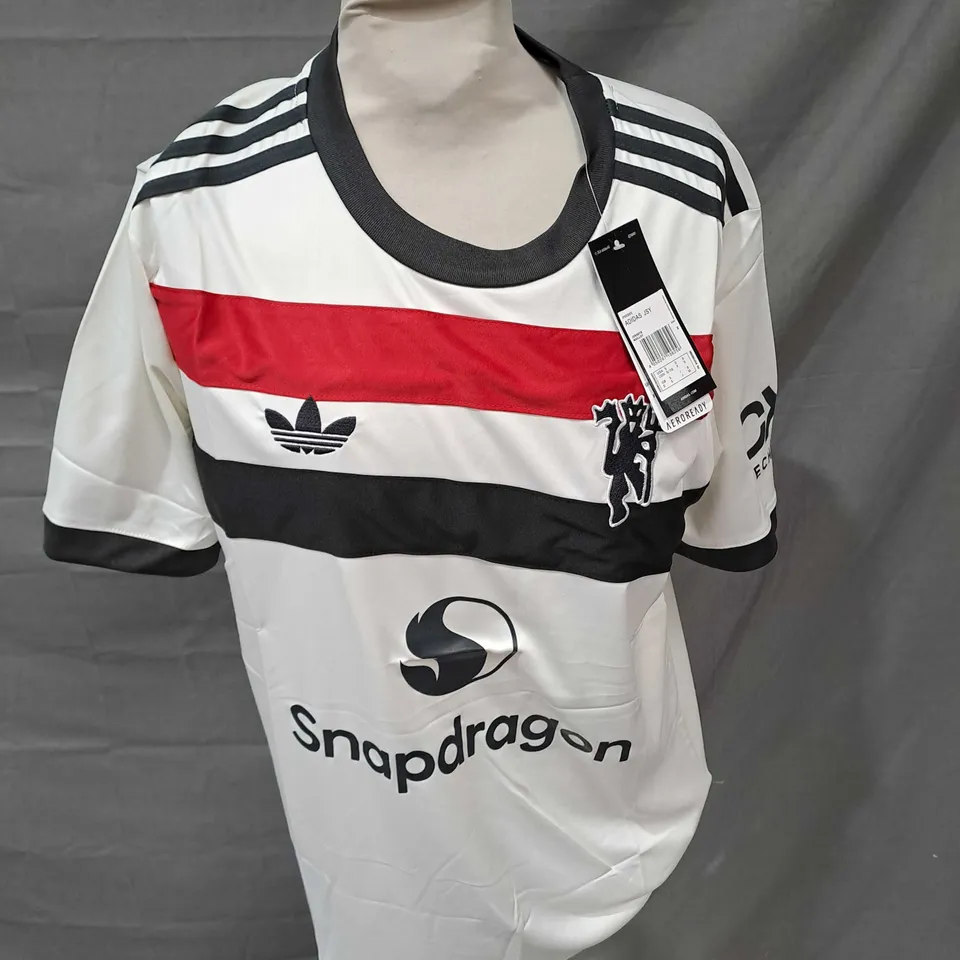 ADIDAS MANCHESTER UNITED FOOTBALL SHIRT 24/25 - SMALL