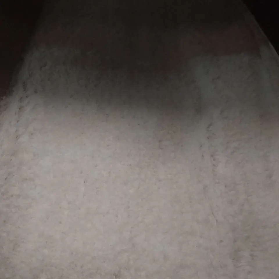 RUSH WHITE RUG AIRY SHAG 160X228CM