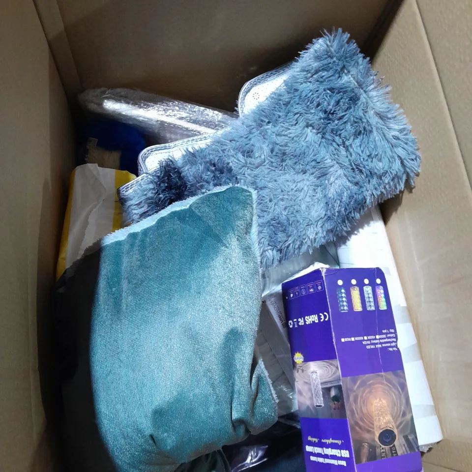 BOX OF APPROXIMATELY 10 ITEMS TO INCLUDE GREY MATTE, MAMIA NEWBORN NAPPIES, USB CHARGING TOUCH LAMP ETC
