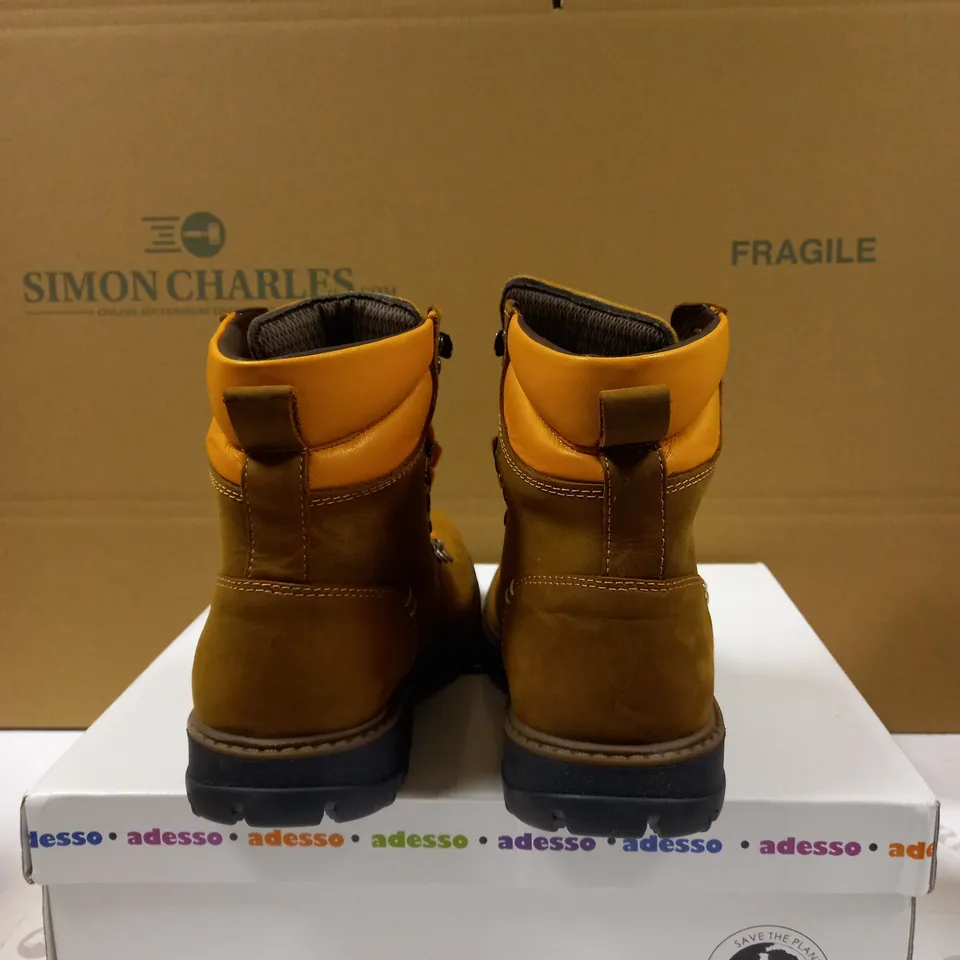 ADESSO WATERPROOF HIKING BOOTS SIZE 5