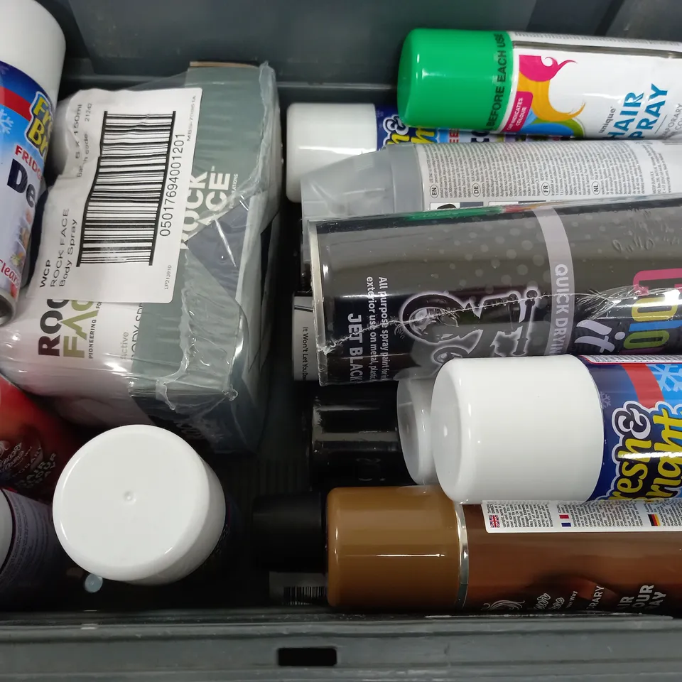 BOX OF APPROX 15 ASSORTED AEROSOLS TO INCLUDE - HAIR SPRAY - DE-ICER - COLOUR IT QUICK DRYING PAINT ECT