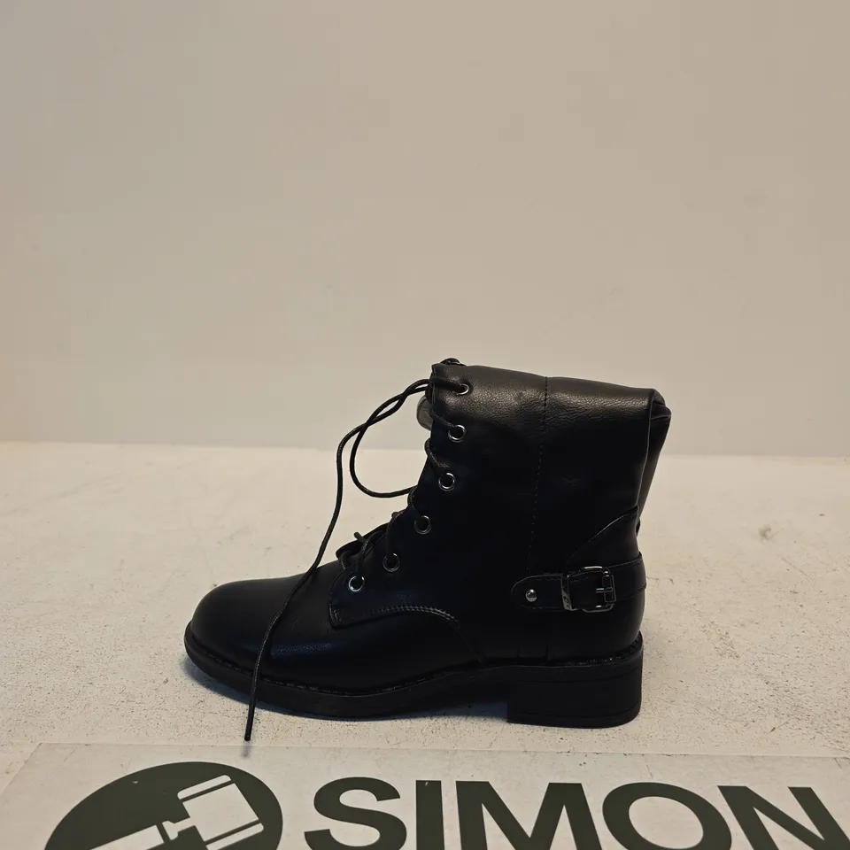 AJVANI BLACK LEATHER COMBAT BOOTS – MID-CALF, LACE-UP WITH SIDE ZIP SIZE 38