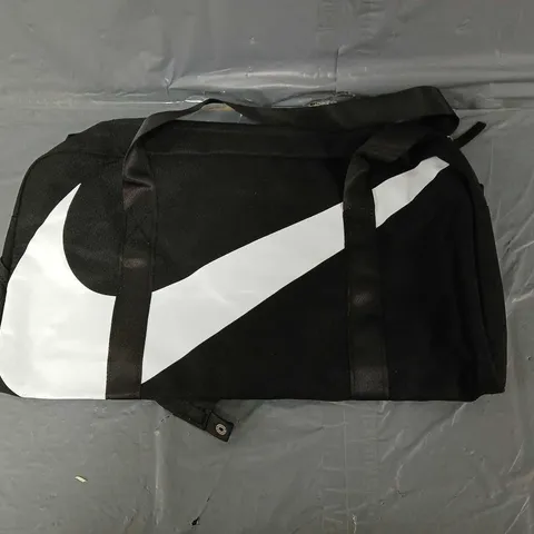 NIKE JUST DO IT BLACK SMALL DUFFELBAG