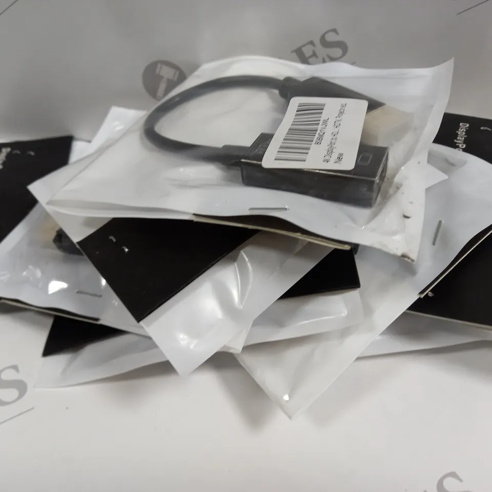 BOX OF APPROX 20 DISPLAY PORT ADAPTERS 