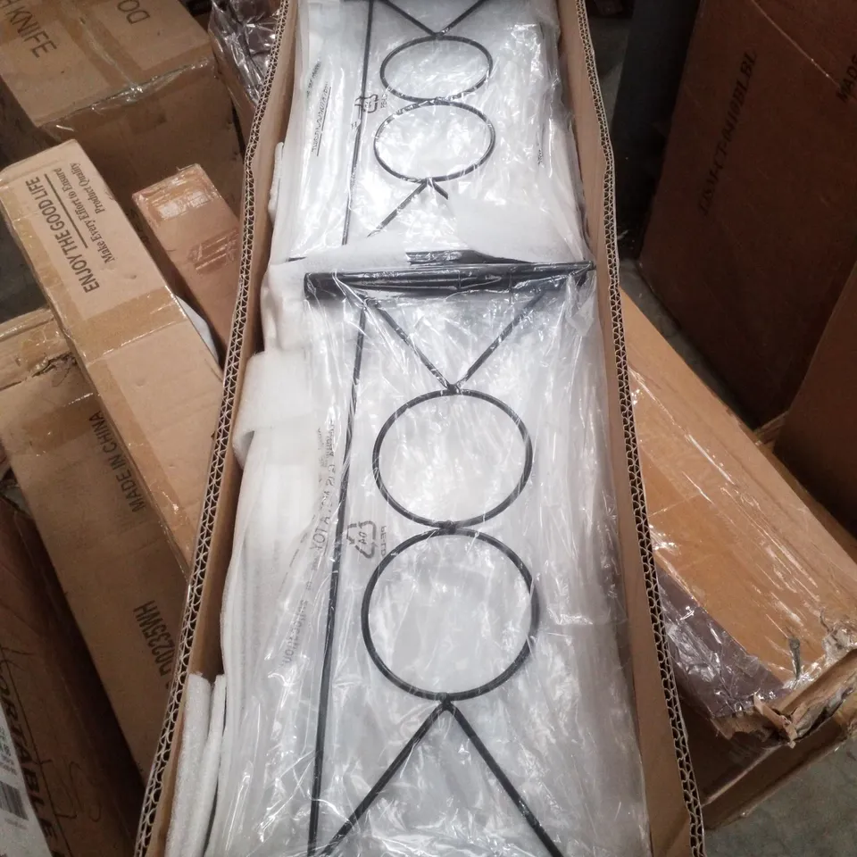 BOXED 4 PANEL ROOM DIVIDER