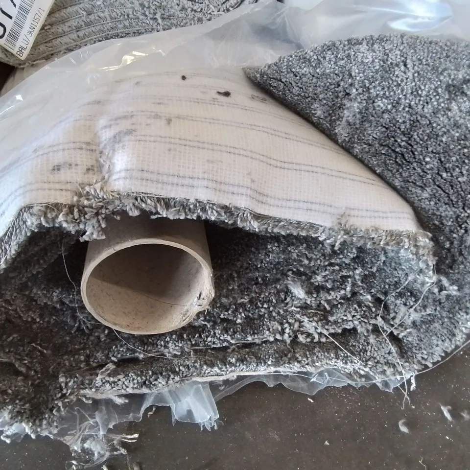 QUALITY ROLL OF B.KESARI TWINBACK CARPET IN NATURAL SLATE - LENGTH 5.5M X WIDTH 5M