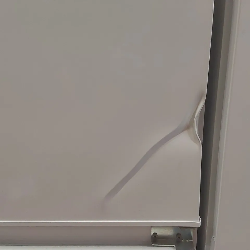 KENWOOD KIFF5022 INTEGRATED 50/50 FRIDGE FREEZER - SLIDING HINGE