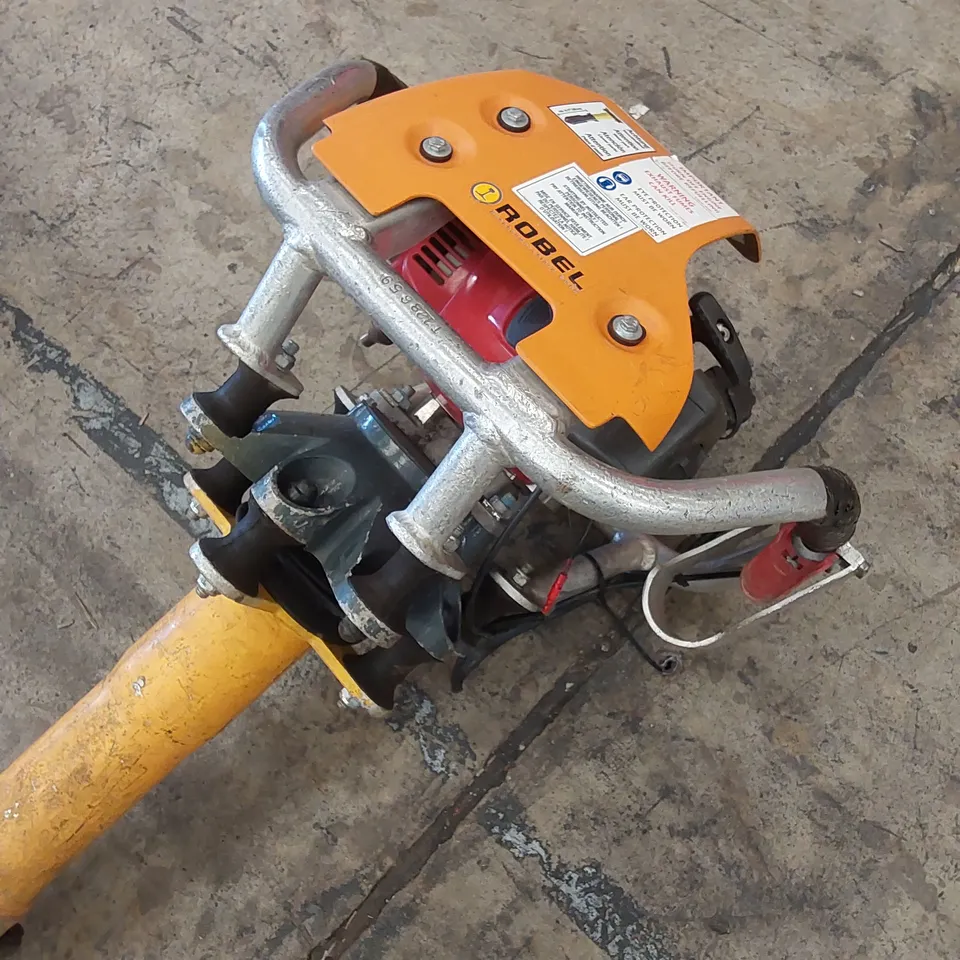 ROBEL 62.05 2 STROKE VERTICAL TAMPER - RAILWAY MAINTENANCE TOOL