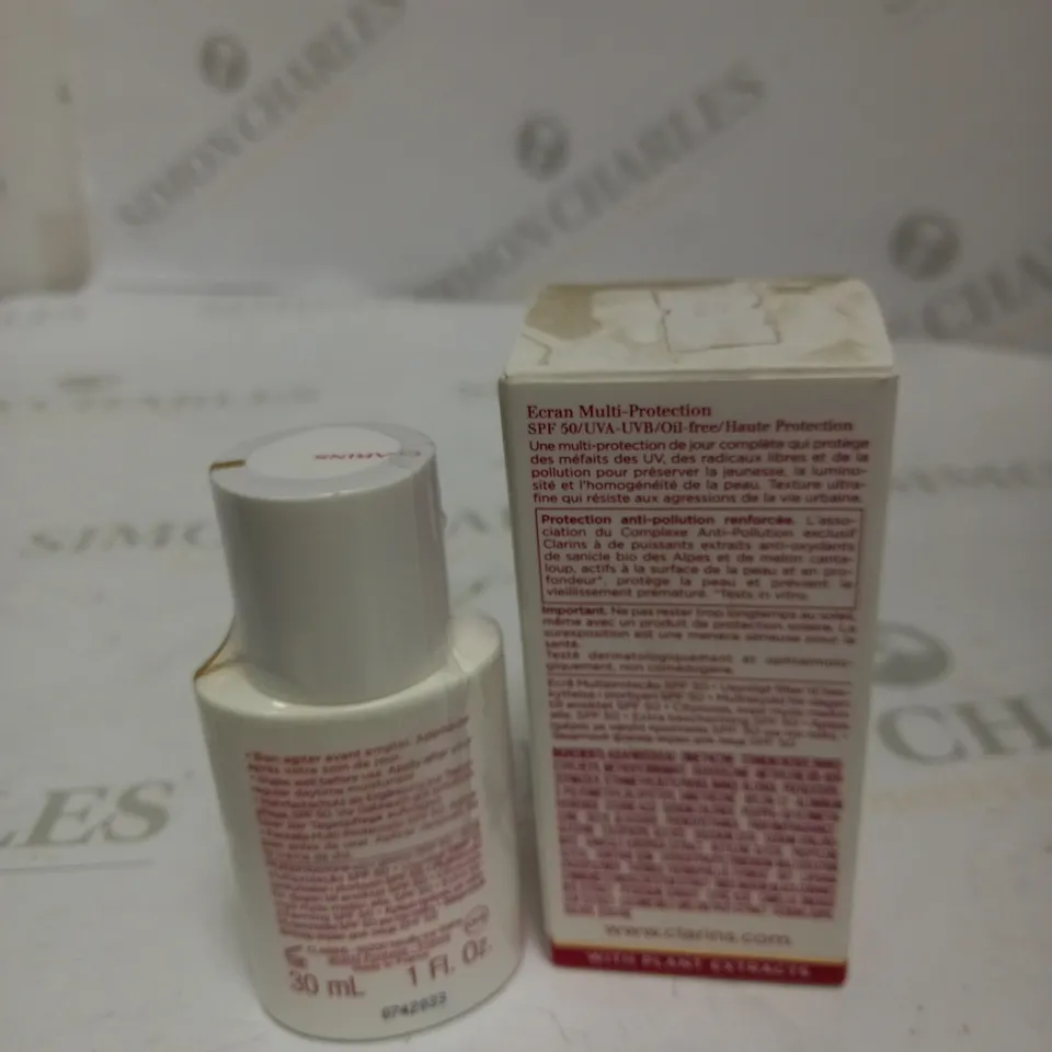 CLARINS DAY SCREEN MULTI-PROTEXTION SPF 50