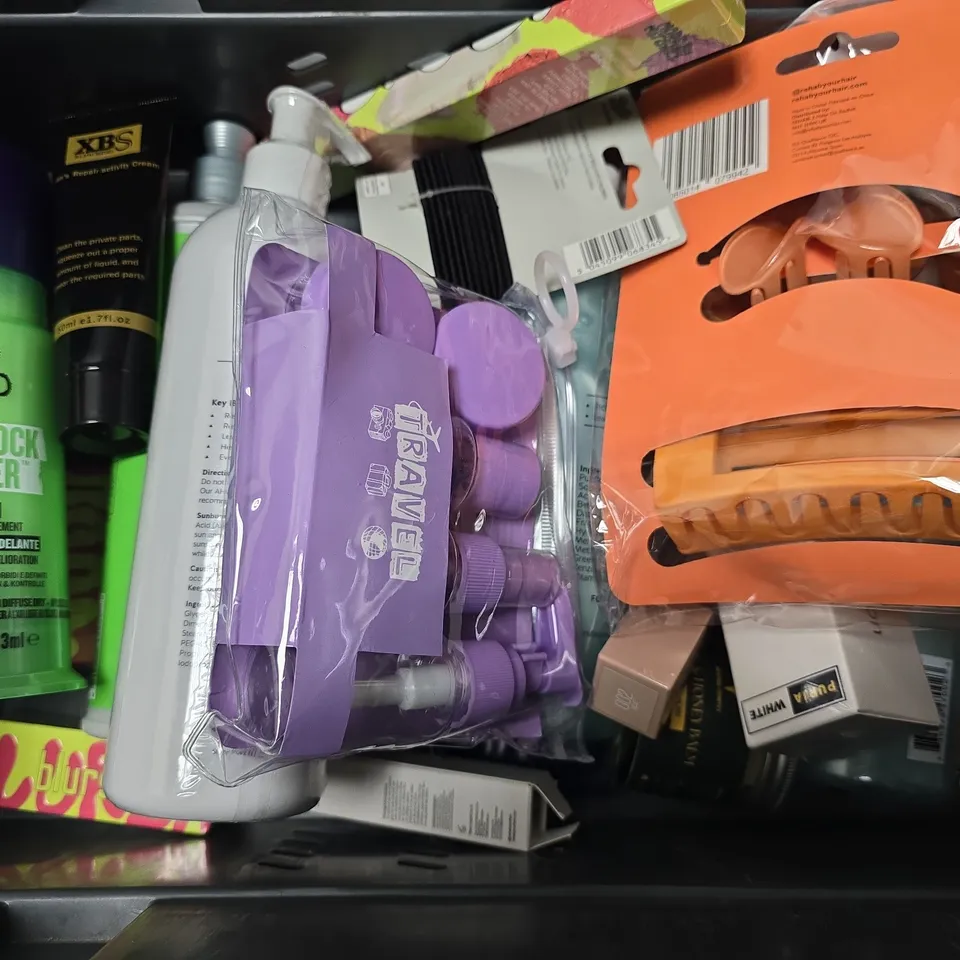 APPROXIMATELY 13 ASSORTED HEALTH & BEAUTY ITEMS TO INCLUDE - BED HEAD SHAMPOO , ALPHA BODY LOTION ,KIN KIND GIVE ME STRENGTH RICE PROTEIN SHAMPOO BAR & CONDITIONER B AR ETC
