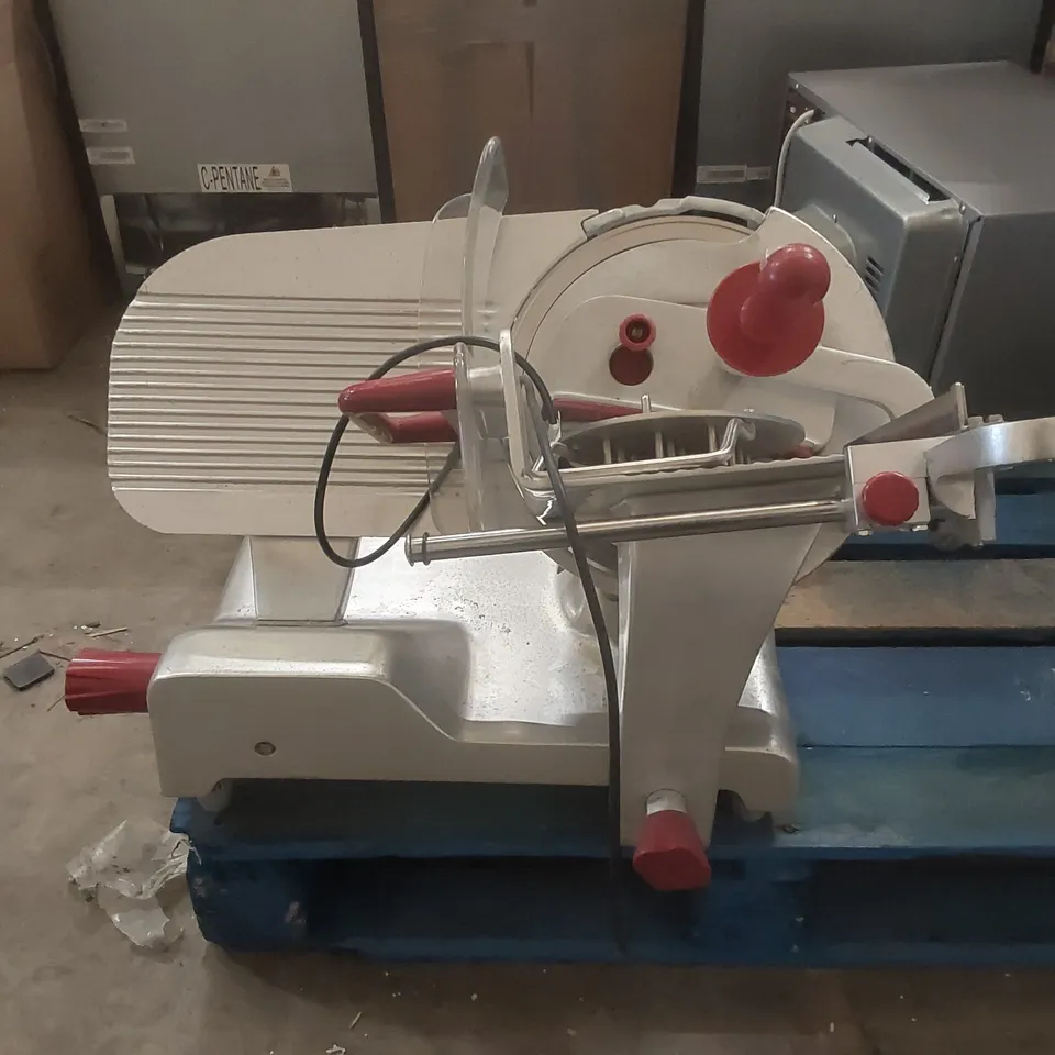 BERKEL COMMERCIAL MEAT SLICER