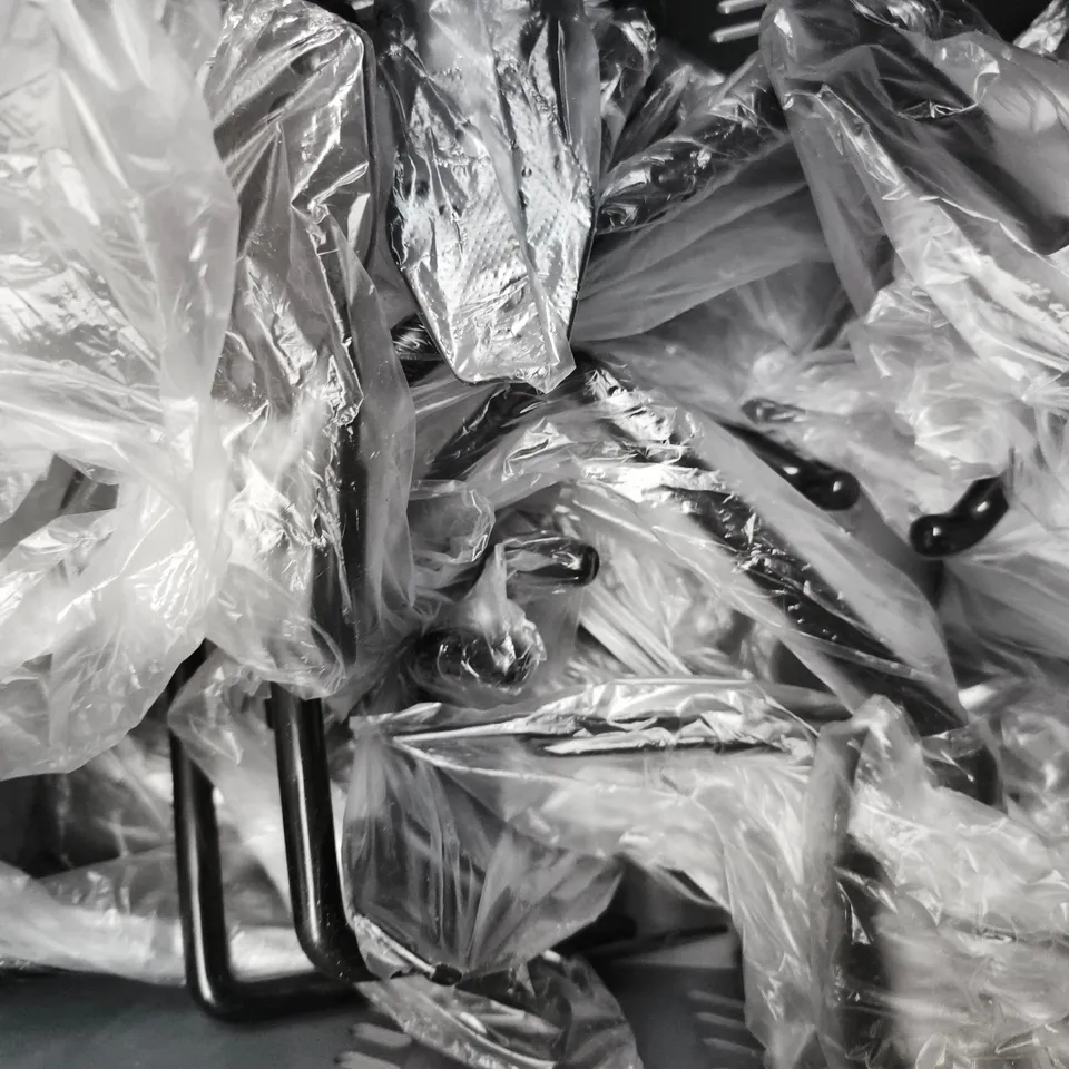 BOX OF APPROXIMATELY 10 ASSORTED ITEMS TO INCLUDE HEAVY DUTY ENGINE CRANE, ETC