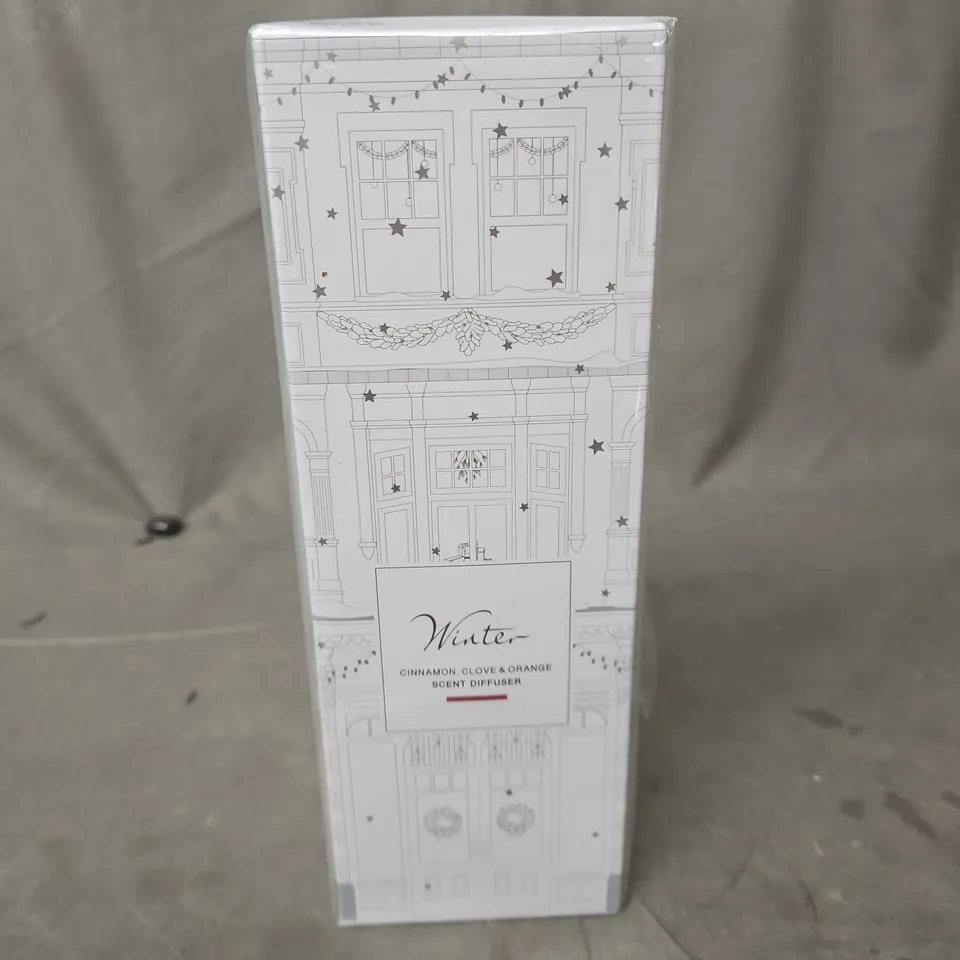 BOXED WINTER CINNAMON, CLOVE & ORANGE SCENT DIFFUSER